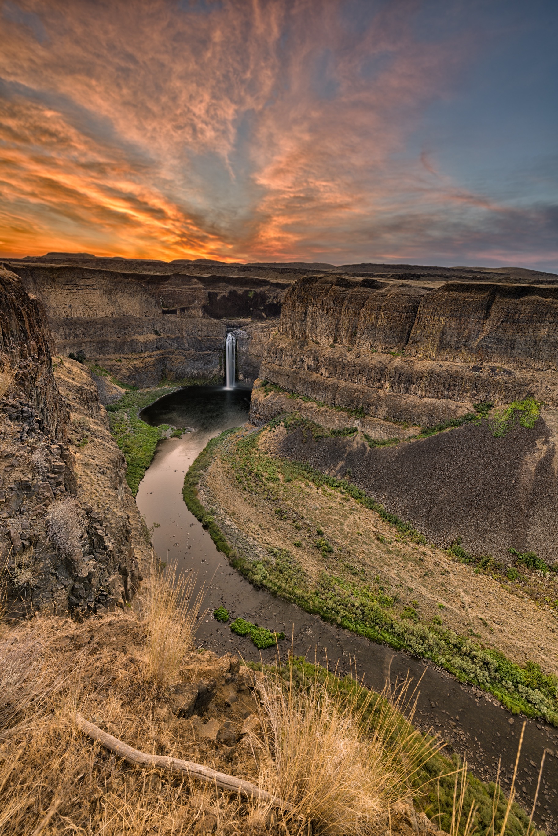 Sunrise Over Palouse Falls Just Walked By